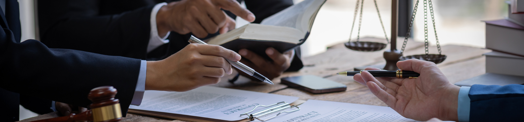 Grado en Relaciones Internacionales + Grado en Derecho