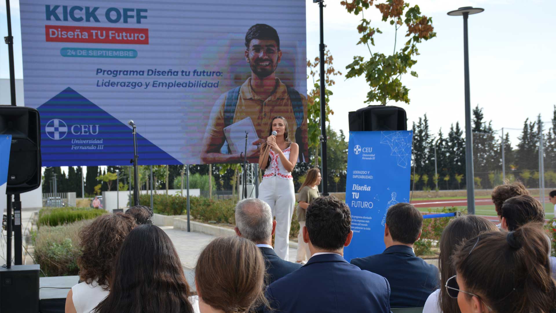 Artista invitada al Kick Off Diseña TU Futuro de la UF3 CEU